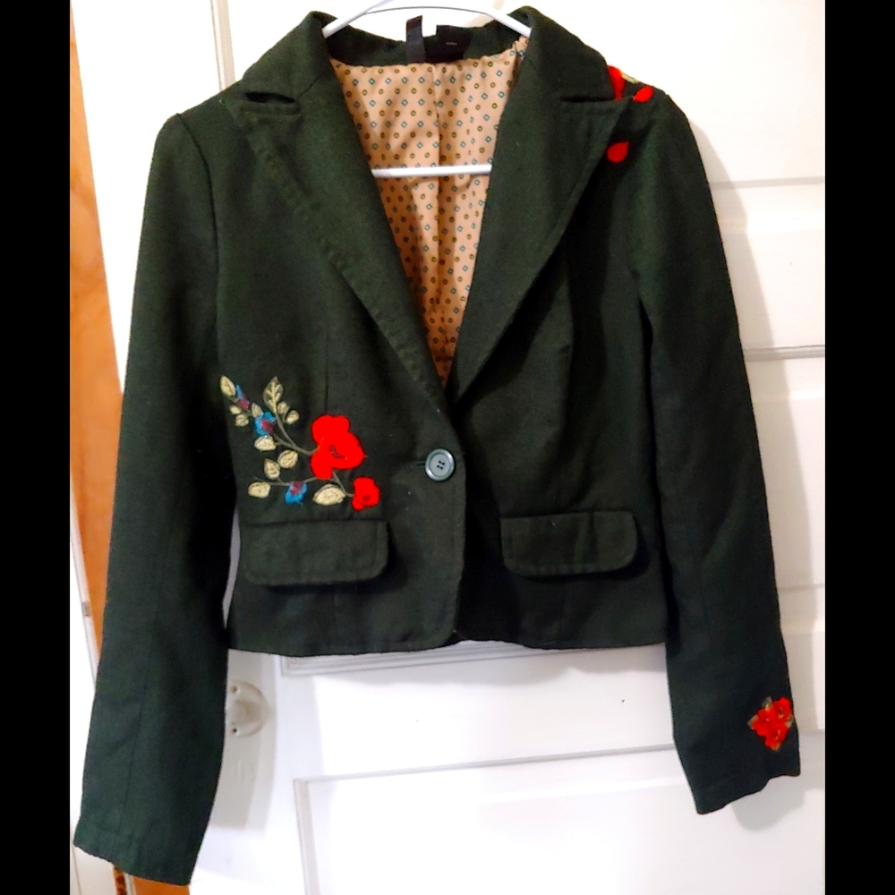 Embroidered flower blazer jacket